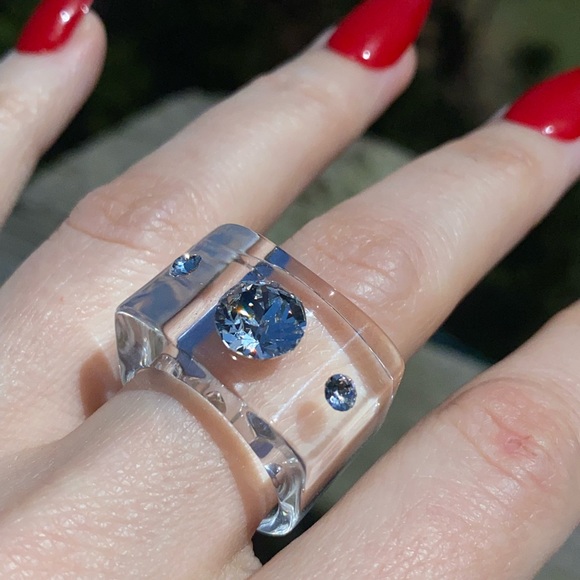 Clear Lucite Cube Ring Embellished With Crystals, Transparent Acrylic Ring - Picture 13 of 16